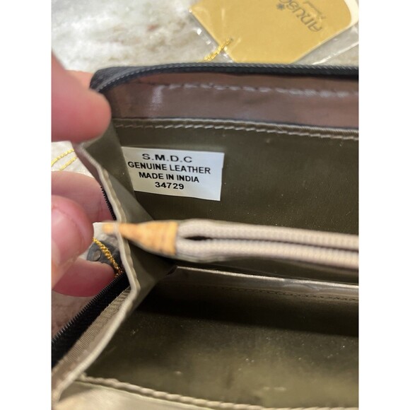 Anuschka Women's Hand Painted Wallet Floral Design Gray Green Leaves - Picture 11 of 11